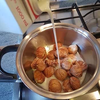 Brioche con castagne e noci per la merenda dolce degli studenti della Scuola Secondaria di I grado | Homework & Muffin