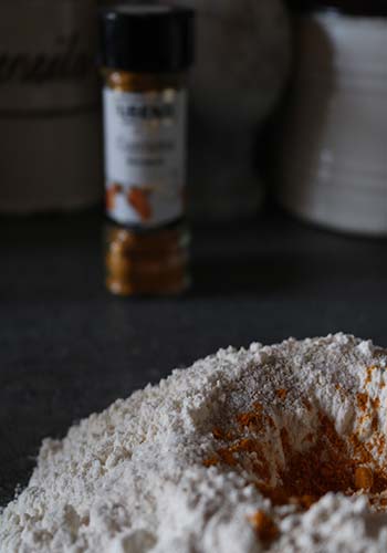 Taralli alla curcuma, ricetta per la merenda salata degli studenti della scuola secondaria di I grado a cura di Gabriella Rizzo | Homework & Muffin