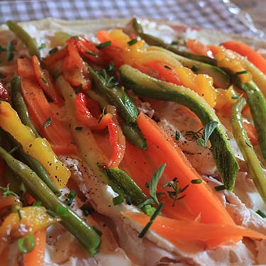 Rotolo di pane carasau, ricetta per la merenda salata per gli studenti della Scuola Secondaria di I grado | Homework & Muffin