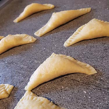 Fiadoni abruzzesi, merenda salata per bambini e ragazzi, a cura di Gabriella Rizzo | Homework & Muffin