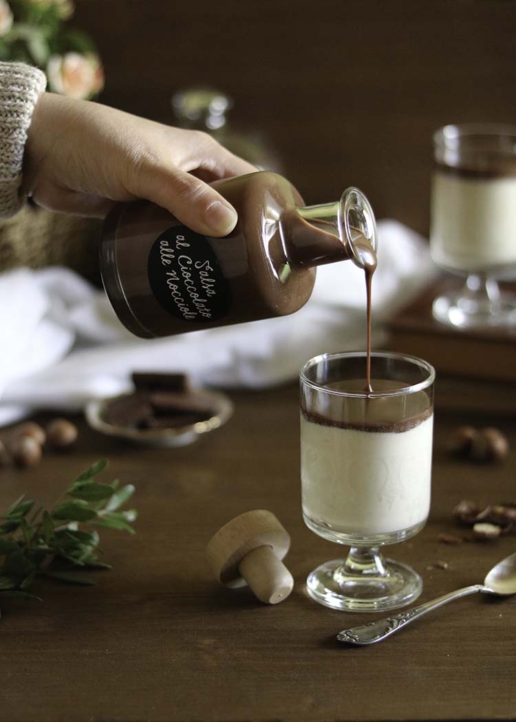 Dolce di ricotta con salsa al cioccolato alle nocciole, ricetta per il Contest "Tapigroup" di AIFB in collaborazione con Tapì Group | Homework & Muffin