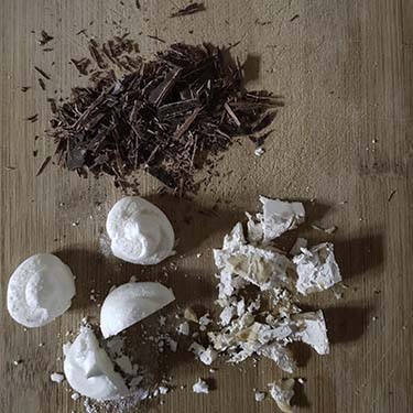 Semifreddo allo zabaione, ricetta per la merenda dolce per bambini e ragazzi a cura di Gabriella Rizzo | Homework & Muffin