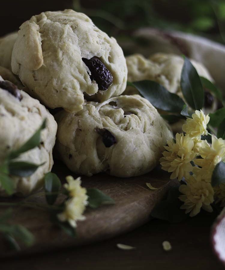 Panini al formaggio, olive e semi di coriandolo, merenda salata per il Viaggio dei Sapori promosso da AIFB, a cura di Gabriella Rizzo | Homework & Muffin