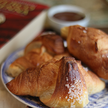 Crema di cioccolato e nocciole, ricetta per farcire i croissants in occasione del Croissants Day, a cura di Gabriella Rizzo | Homework & Muffin