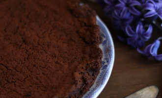 Torta Tenerina, ricetta della torta ferrarese al cioccolato in occasione del Cake Day, a cura di Gabriella Rizzo | Homework & Muffin