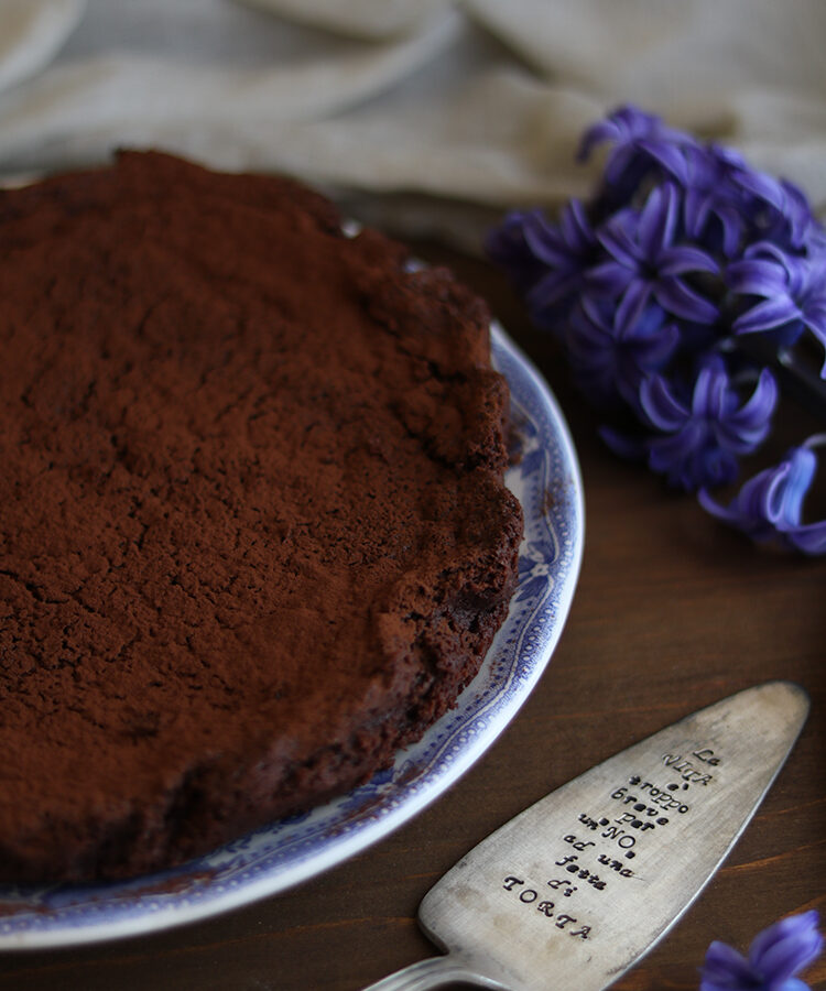 Torta Tenerina, ricetta della torta ferrarese al cioccolato in occasione del Cake Day, a cura di Gabriella Rizzo | Homework & Muffin