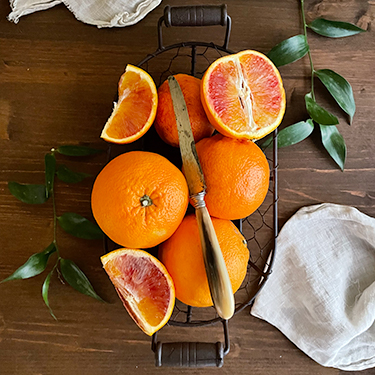 Mousse di agrumi, ricetta per dessert o per merenda, tratta da “Il guscio delle uova” di Lina Grossi, a cura di Gabriella Rizzo | Homework & Muffin