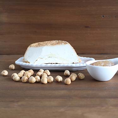 Canederli con ricotta affumicata e nocciole, ricetta per la merenda dolce degli alunni della scuola secondaria di I grado a cura di Gabriella Rizzo. | Homework & Muffin